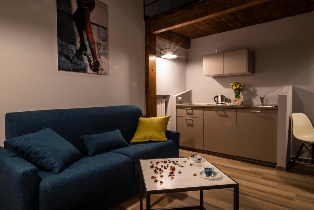 La Nova Flats Naples